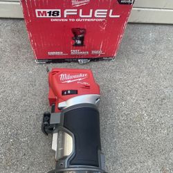 Milwaukee M18 FUEL 18V Lithium-Ion Brushless Cordless Compact Router (Tool-Only)