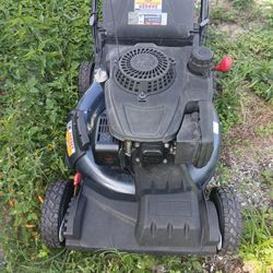 Troy Bilt XP 4x4 Self Propelled Mower Runs Great 