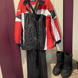 Set Of Rain Suit Size M And Shoes Size 10.5