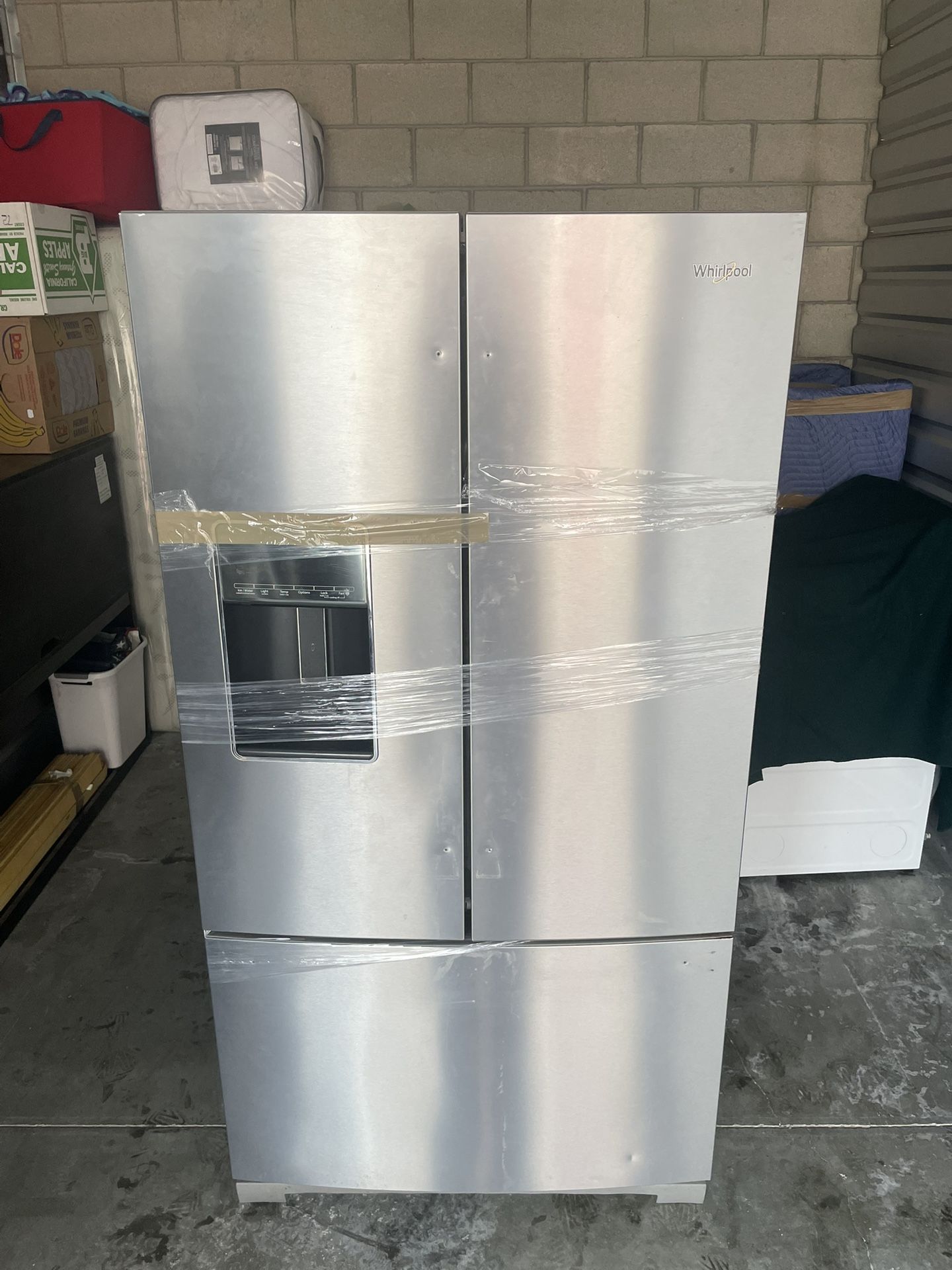 Whirlpool 36in, 26.8 Cu Ft French Door Refrigerator/Freezer