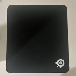 SteelSeries QcK Gaming Mousepad 