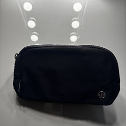 Lululemon Belt Bag 