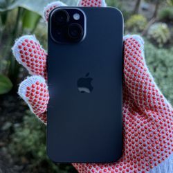 iPhone 15 128gb Unlocked 98% battery health