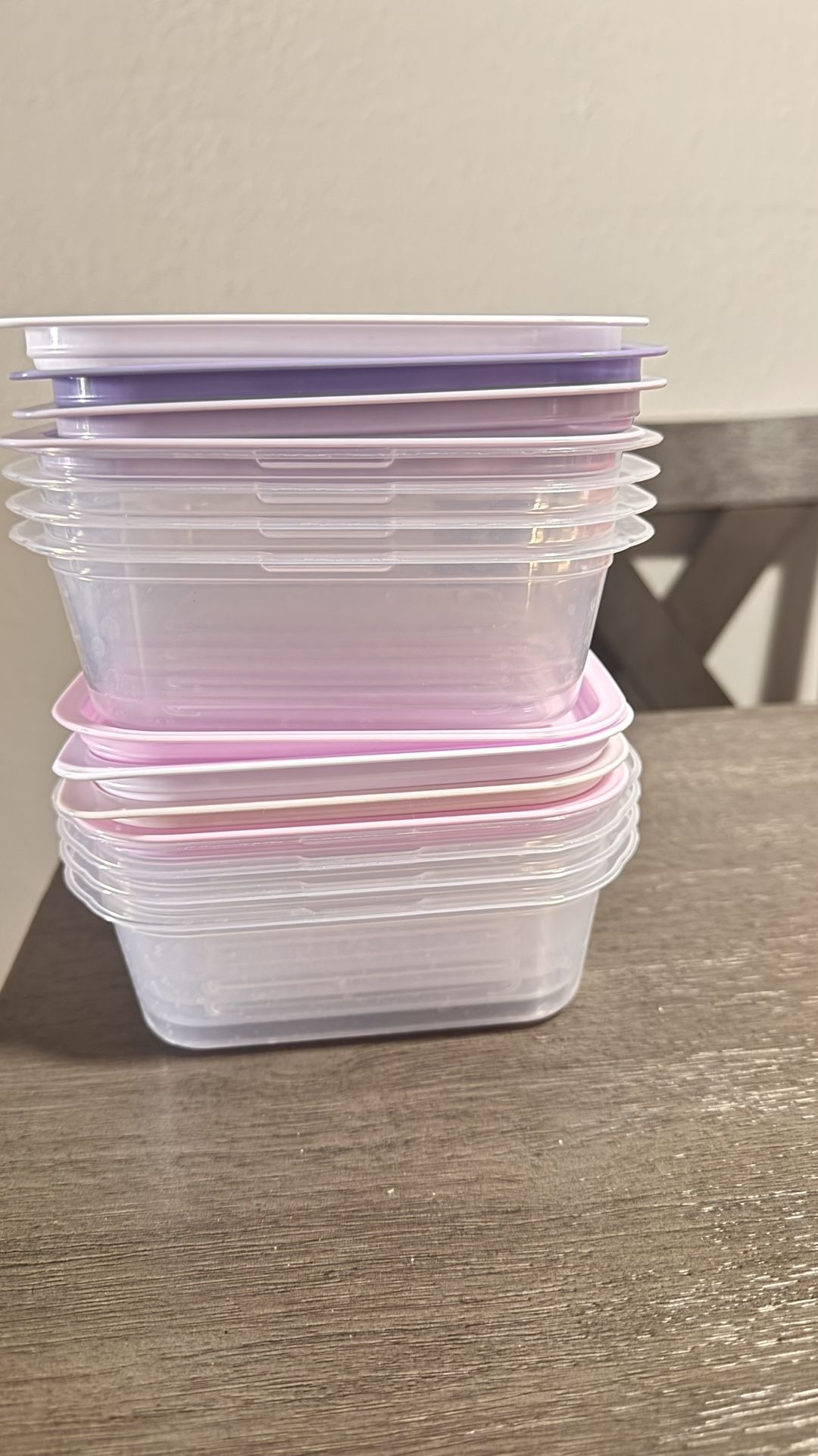 Plastic Containers 