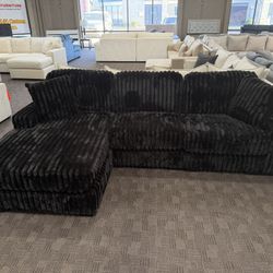 Reversible Black comfy Sectional 