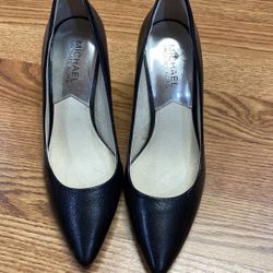Michael Kors Black Leather Womens Pump Size 6.5