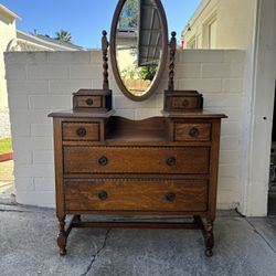 Antique tiger oak Barley Twist vanity / dresser with a swivel mirror