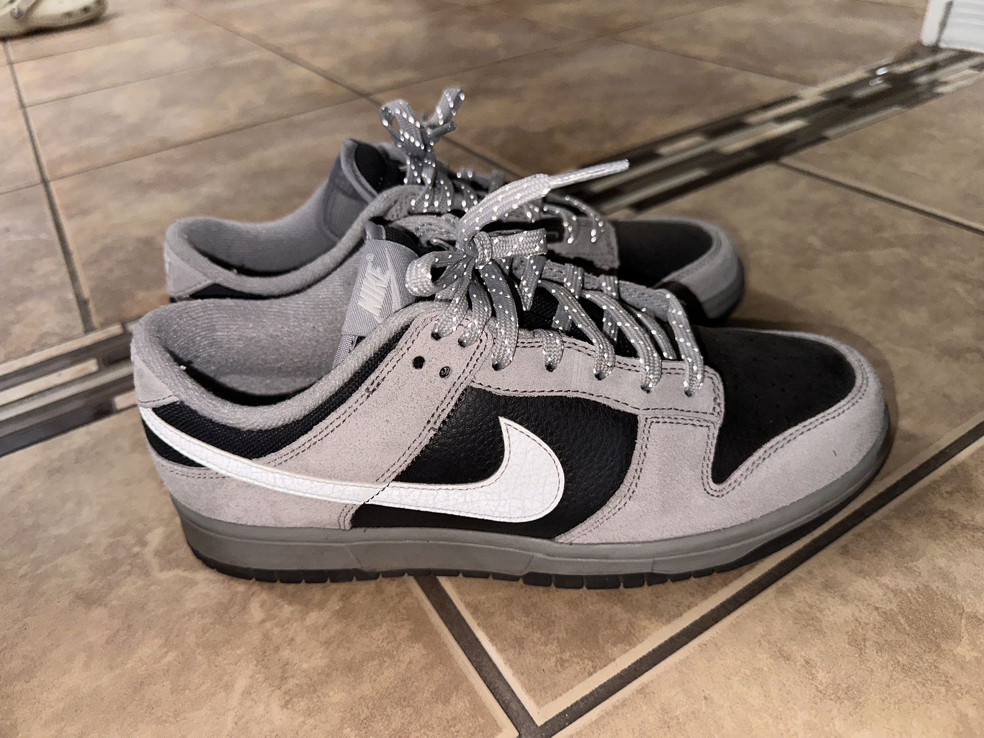 Nike Mens Dunks Size 9