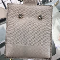 14k Round Brilliant Cut Earrings