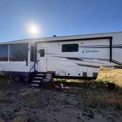 2024 Columbus Travel trailer/Fifth Wheel