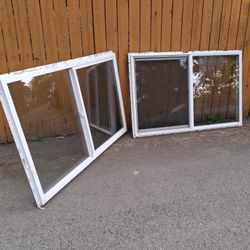 2 Vinyl Windows Slider 62x40