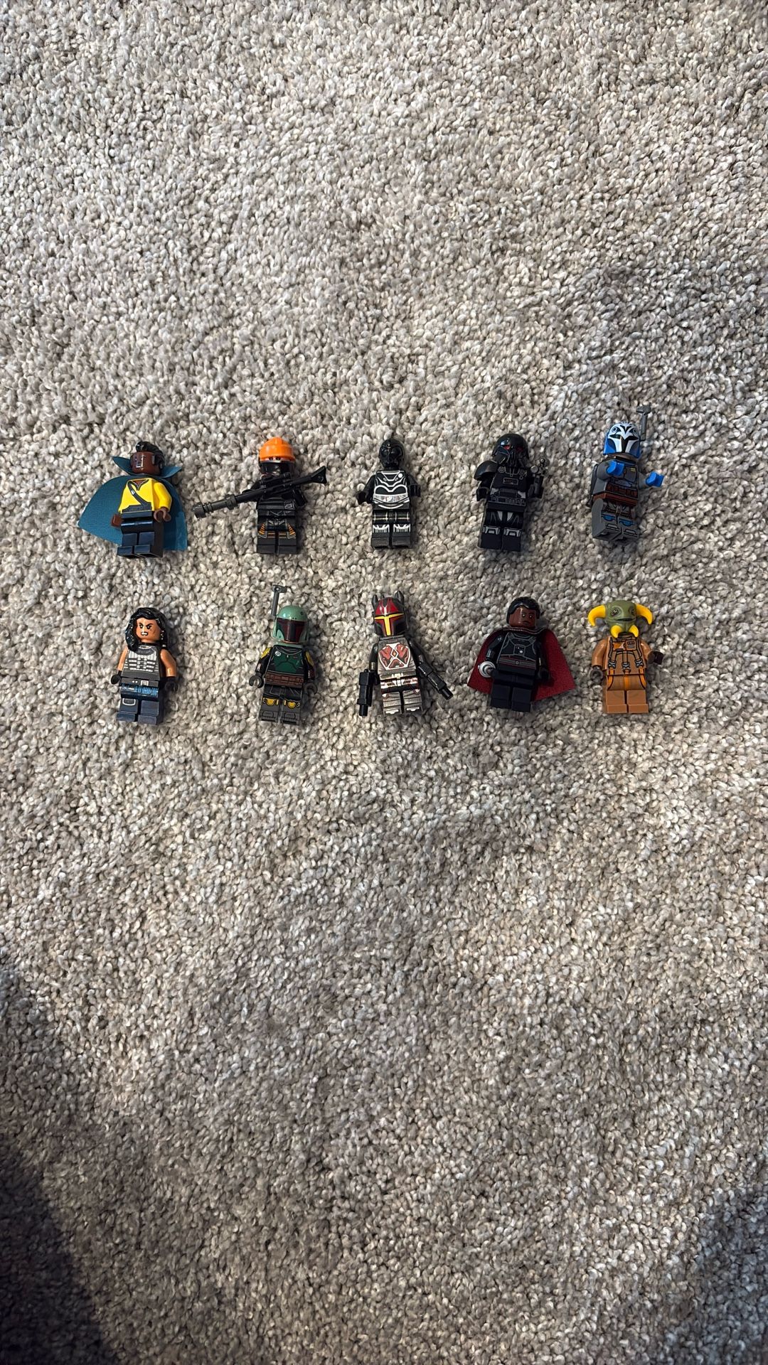 Moff Gideon And Other Retired Figures