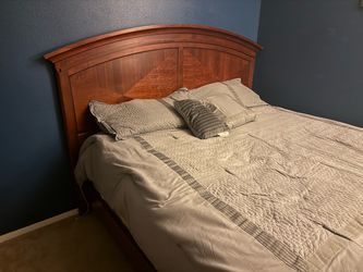 California King Bed Frame (Mattress Included)
