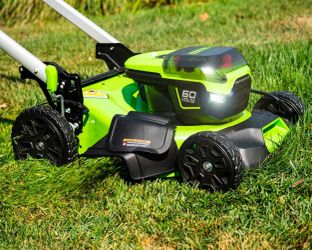 Greenworks Lawnmover