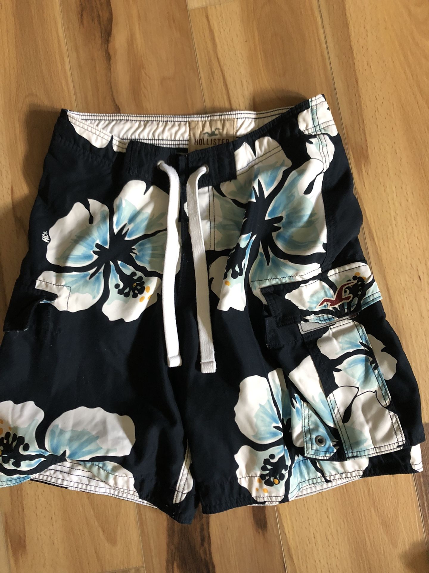 New Men’s 30 Hollister Board Shorts Swim Trunks