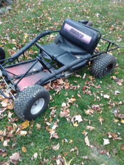 Manco go-cart adjustable seat runs