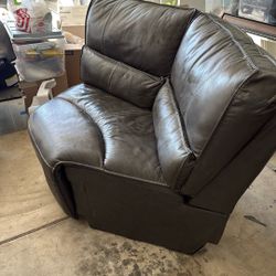 Ashley Real Leather Sofa Corner