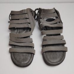 Minnetonka Women's Pisa Gray Suede Fringe Gladiator Sandals ~ Size 5
