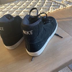 Nike Sneakers Youth Size 6.5
