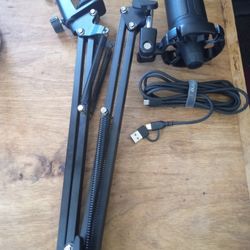MICROPHONO USB FLEXIBLE BOOM ARM STAND FOR GAMING,  PC  
