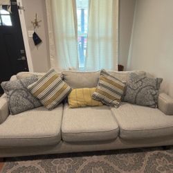 FREE COUCH!
