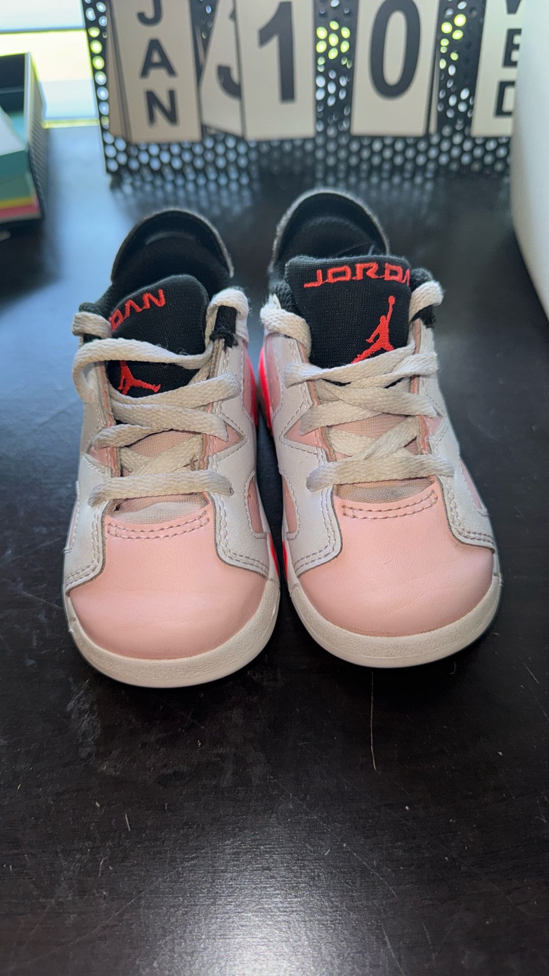 Jordan 6 Retro