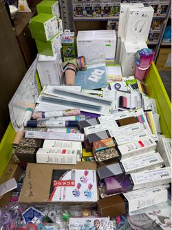 Tons Of Items At The Vintage Vault In Sebring Fl. Across Home Depot Video Game Systems, Funko Pop, DVDs, cricut vinyl  And More!