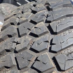 35 x 12.50 R 17 LT Ford F150 Rims And Tires