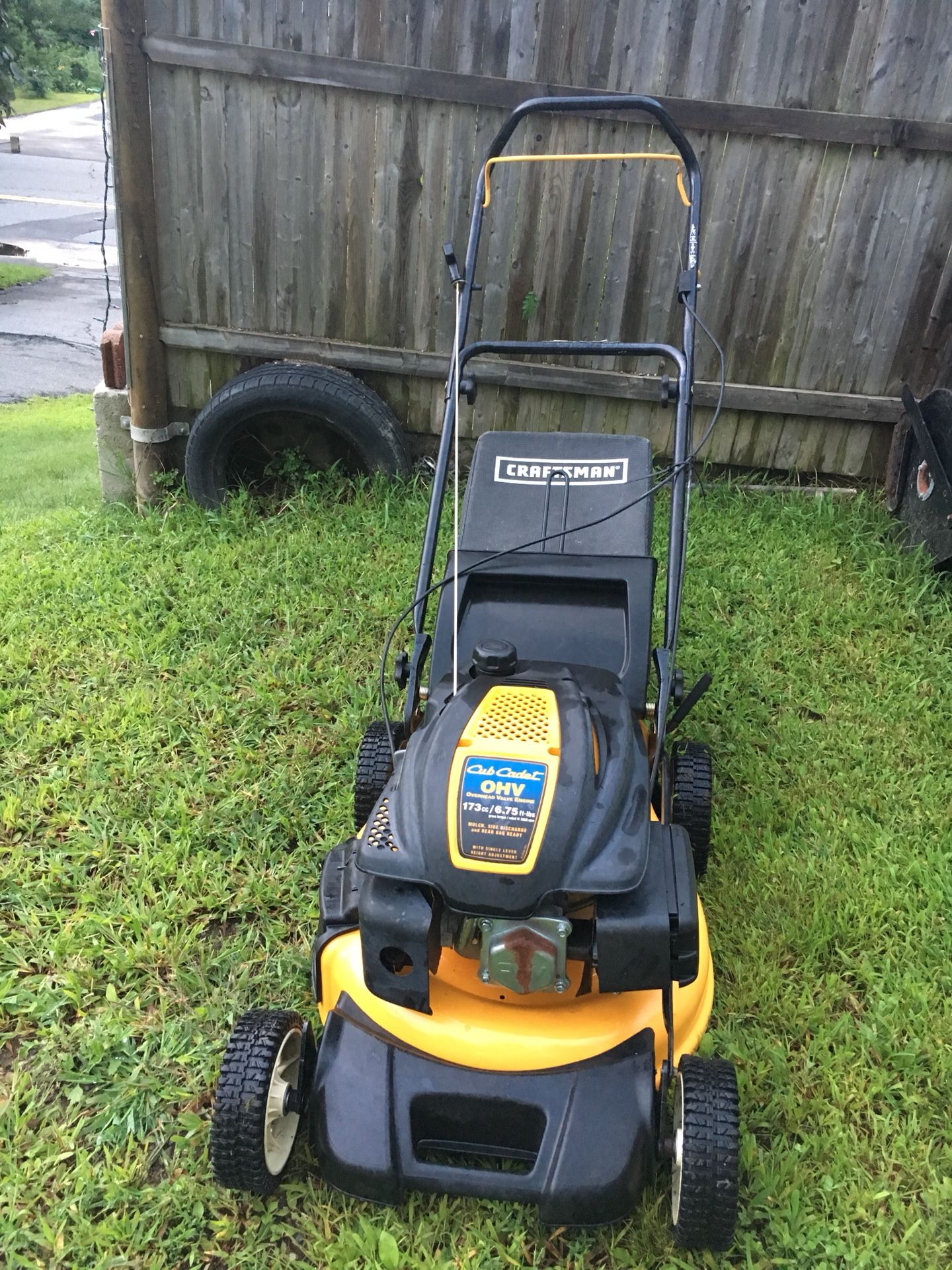 lawnmower Cub Cadet OHV 173 cc Engine 6.75 HP