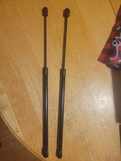 New Unused 20in 40lb Window Shocks