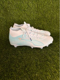 Puma Ultra 5 Match FG/Ag Womens size brand new Soccer cleats