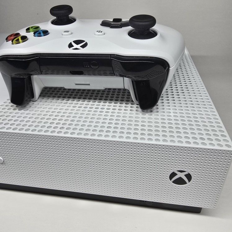 ✨1TB Clean Xbox One S