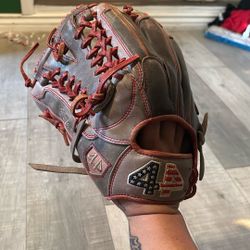 44 Lefty Baseball Glove Gray And Red
