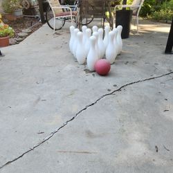 14 piece kids bowling set