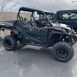 2023 Canam Commander 700
