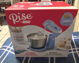 Compact stand mixer