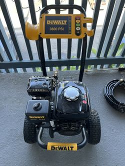 Dewalt 3600PSI 2.5GPM Pressure Washer