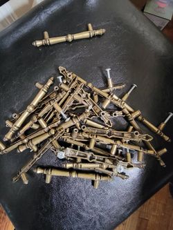 Drawer And Cabinet Handles
