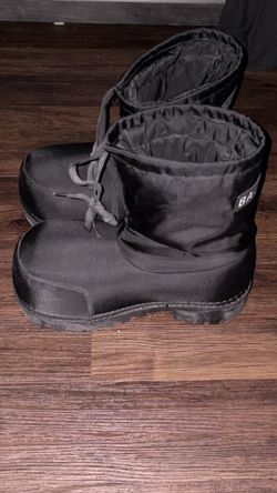 Balenciaga Alaska Boots (Trades)