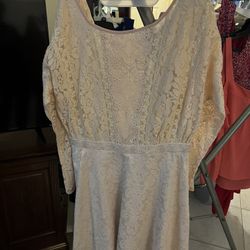 Bonito Vestido Color Perla Size S