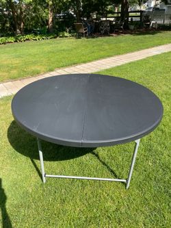 Round Folding Table Heavy Duty 4ft 4in