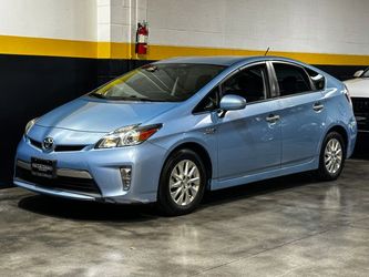 2014 Toyota Prius Plug-in Hybrid