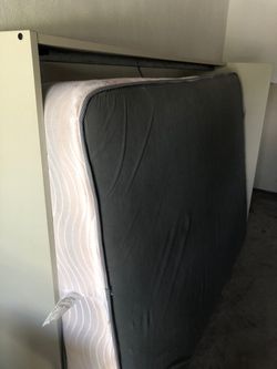 Queen size bed