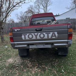 Toyota cubson 22r manual 4x4 1986