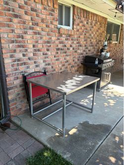 Restaurant Prepare Table