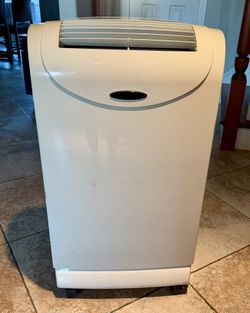 Fedders 9,000 BTU Dual-Hose Portable Air Conditioner