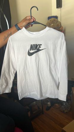 White And Black Nike Kids Long Sleeve Medium