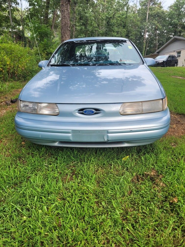 1993 Ford Taurus