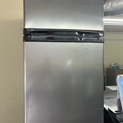 Danby Refrigerator 10% Off 