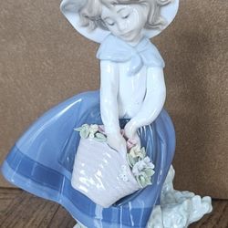 Lladro #5222 Pretty Pickings Girl With Basket Of Flowers And Hat Blue Skirt